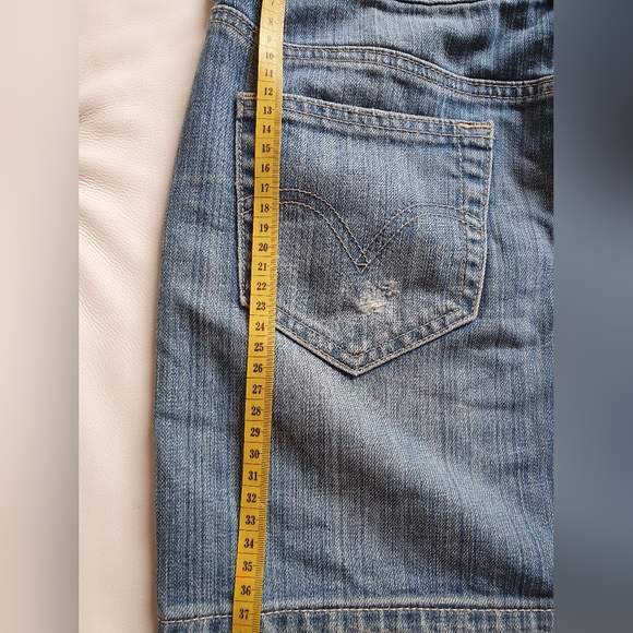 Levi's denim mini skirt - Picture 5 of 6